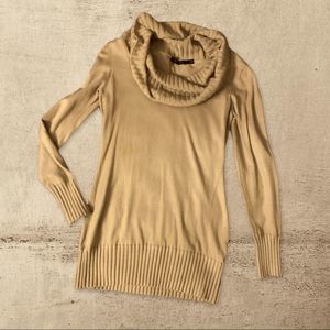 ⭐️The Limited Long Sweater⭐️